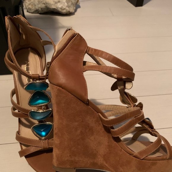 Brown Sandals - Picture 3 of 3